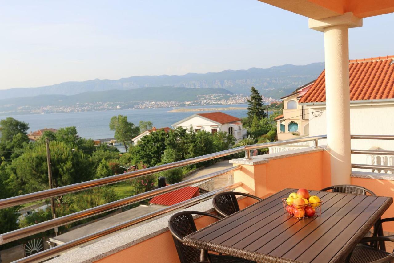 Apartment DINA Šilo Buitenkant foto